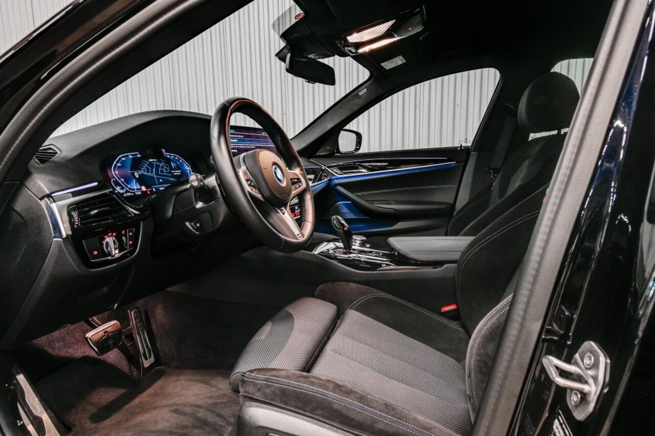 BMW 5-SERIE 530e xDrive M-Sport | HK | ACC | Laser | PHEV