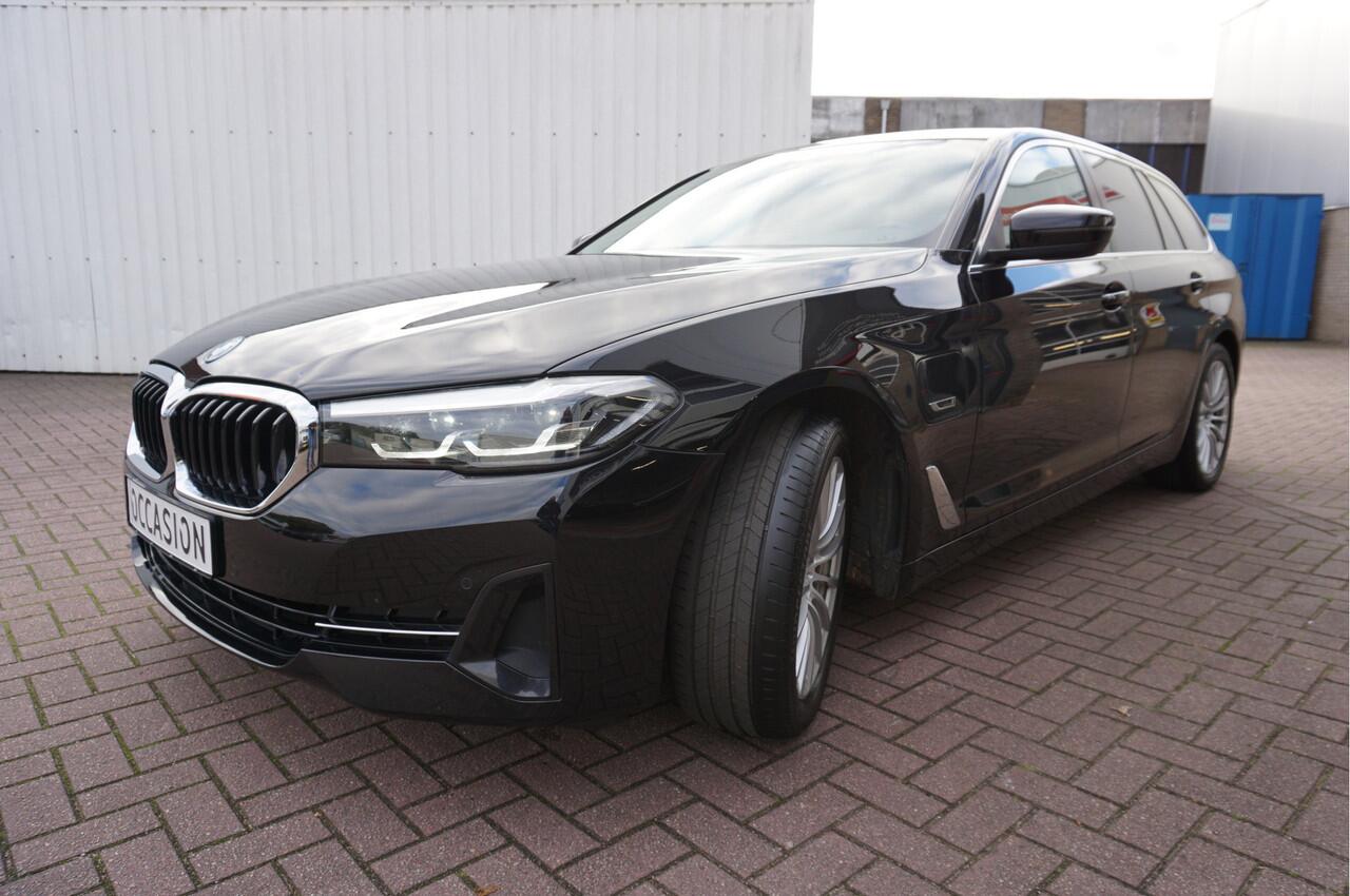 BMW 5-SERIE Touring 530e Business Edition Plus Sensatec