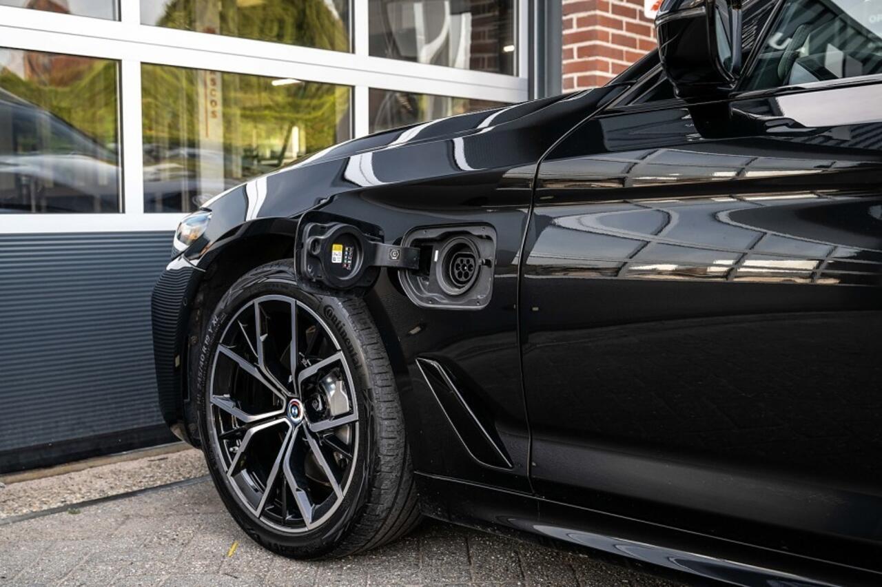 BMW 5-SERIE 530 530e Business Edition Plus | Shadow | M Sport | Panorama | Laser | Head-up | Leder | Camera | H/K |Trekhaak | 19 Inch |