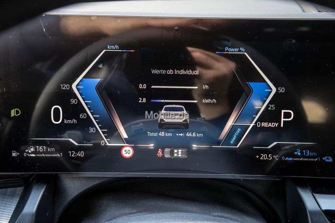 BMW 5-SERIE Touring 530e xDrive M-SPORT ** LED, NAVI+, LEDER, 19-inch LMV, ALARM, M-ONDERSTEL ** 1e EIG - UNFALLFREI - ¤ 17.900,= onder NP ** ** INFORMEER OOK NAAR ONZE AANTREKKELIJKE FINANCIAL-LEASE TARIEVEN **