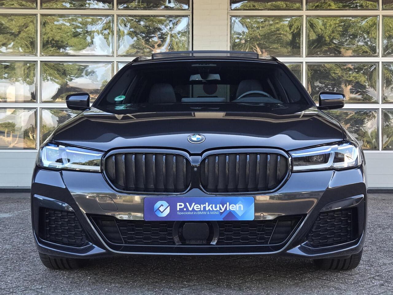 BMW 5-SERIE Touring 530i xDrive M SPORT | PANORAMA | 360 CAMERA | KEYLESS | LASER | COMFORTSEATS | ADAPTIVE ONDERSTEL |