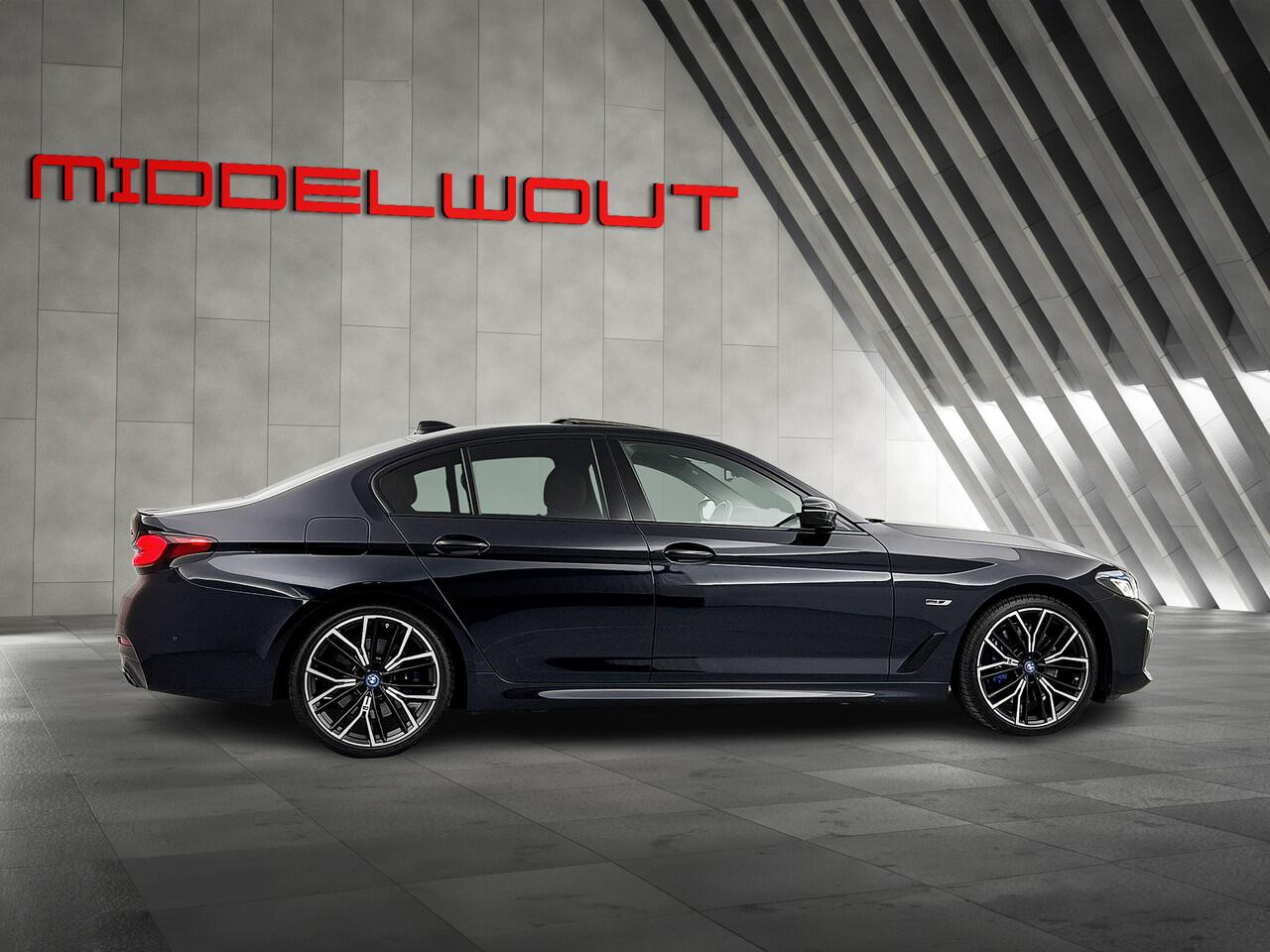 BMW 5-SERIE 545e 6 Cillin 286 PK XDrive M-Sport Schuif-dak/M-Remm/Laser/20LMV