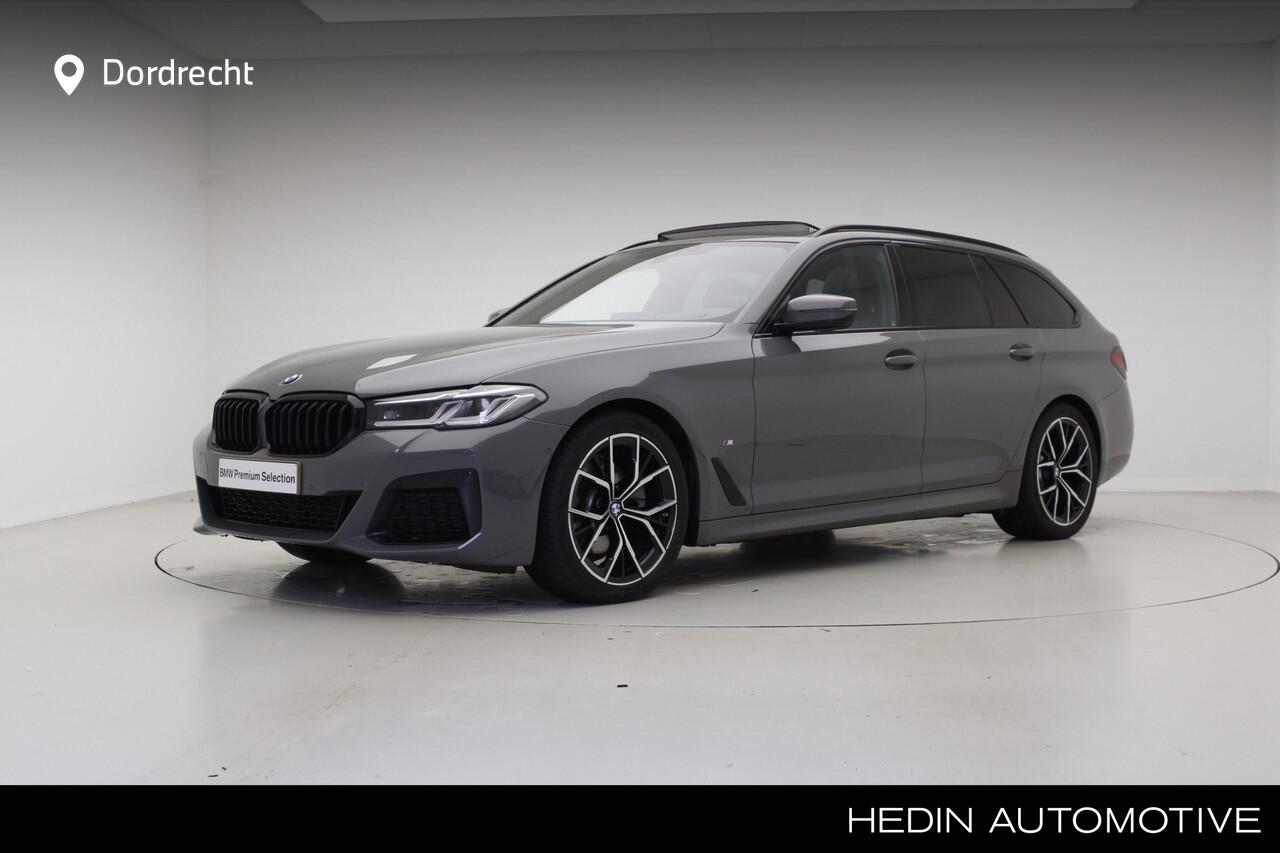 BMW 5-SERIE Touring 520i M-Sport | 19" | Camera | Panoramadak | Trekhaak | Laser | Head-Up