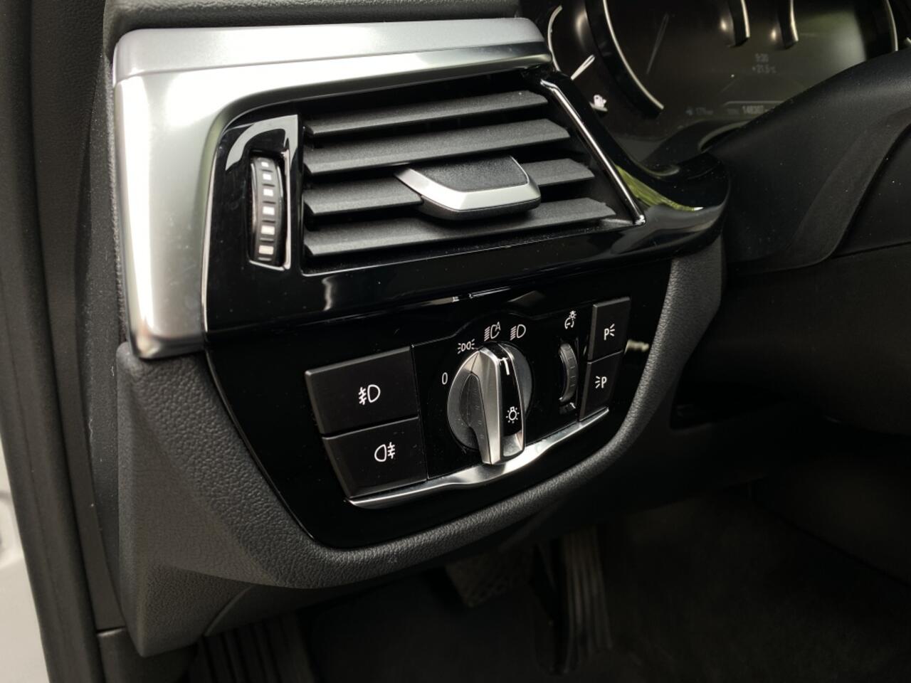 BMW 5-SERIE 520i Executive