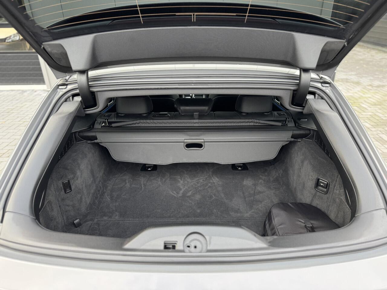 BMW 5-SERIE Touring LCI 530e M Sport High Executive | Panorama | Leder | 19" | HiFi Audio | Stoelverwarming v + a