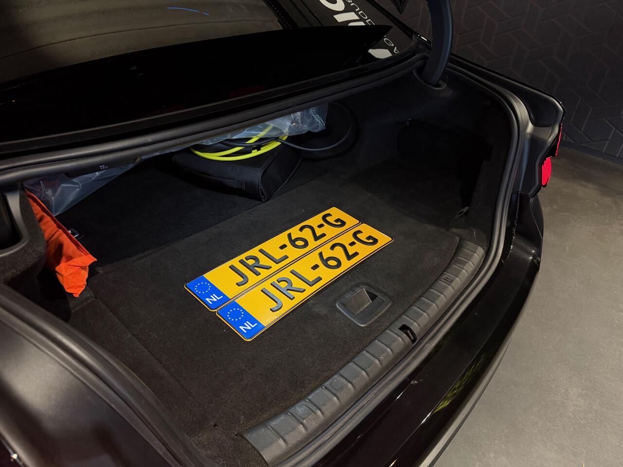 BMW 5-SERIE 530e xDrive Business Ed | M-sport | Schuifdak | 360 Camera