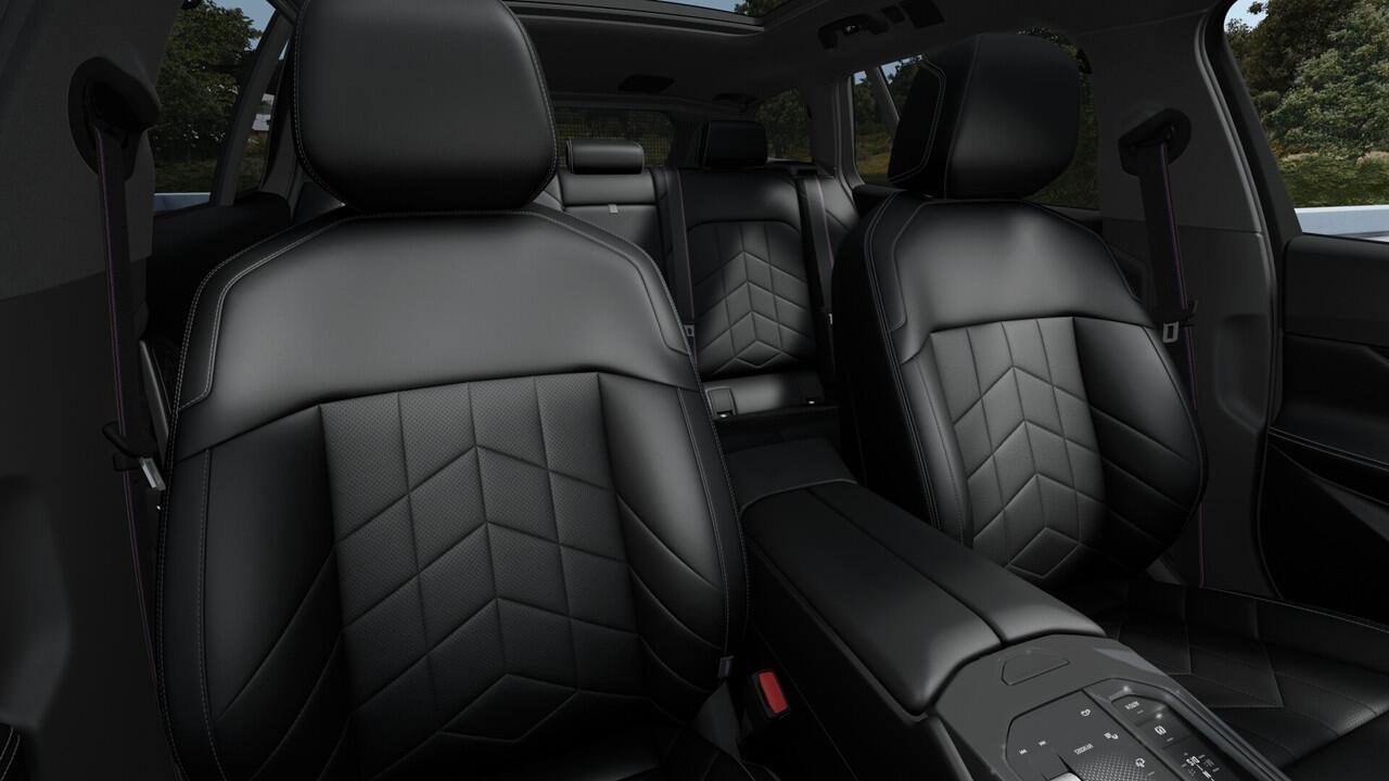 BMW 5-SERIE Touring 530e M Sport Automaat / Panoramadak / Trekhaak / Bowers & Wilkins / Adaptieve LED / Comfort Access / Stoelventilatie / Parking Assistant Plus