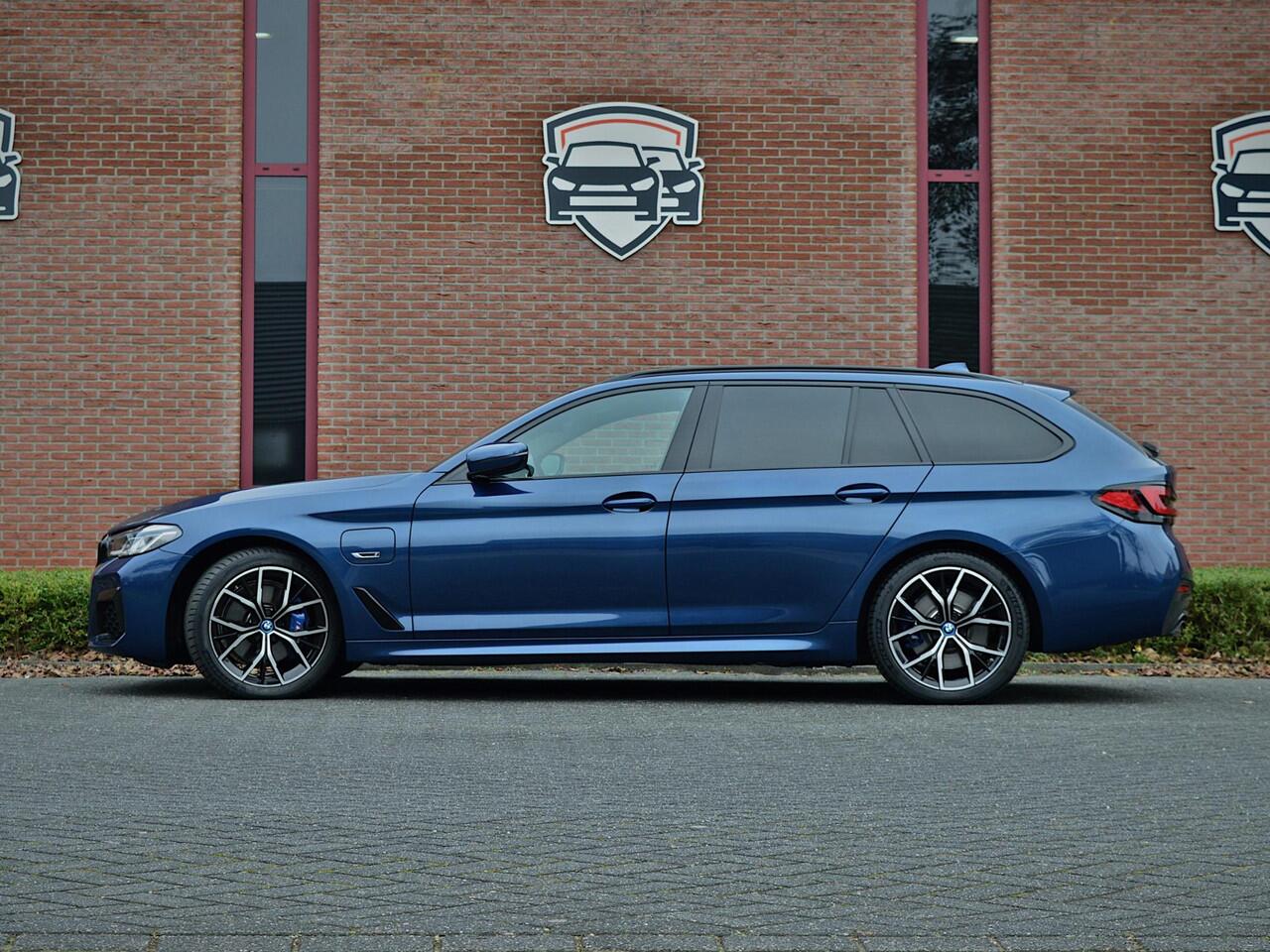 BMW 5-SERIE Touring 530e M Sport | Laser | ACC | HUD | H&K