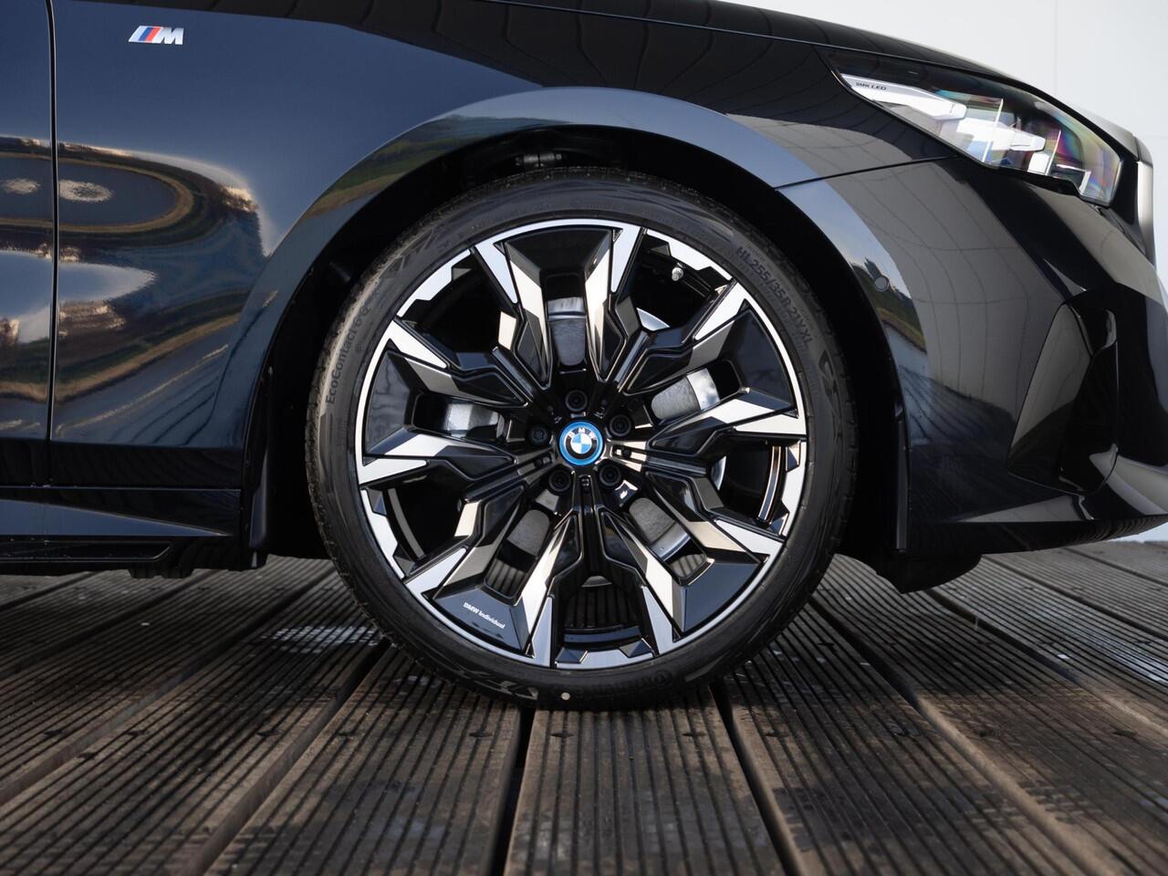 BMW 5-SERIE Sedan 520i | M Sportpakket | Innovation Pack | Travel Pack | Comfort Pack | Ekris Selection