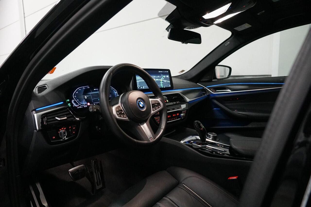 BMW 5-SERIE 530e xDrive M-Sport | Schuifdak | CoPilot | Harman Kardon