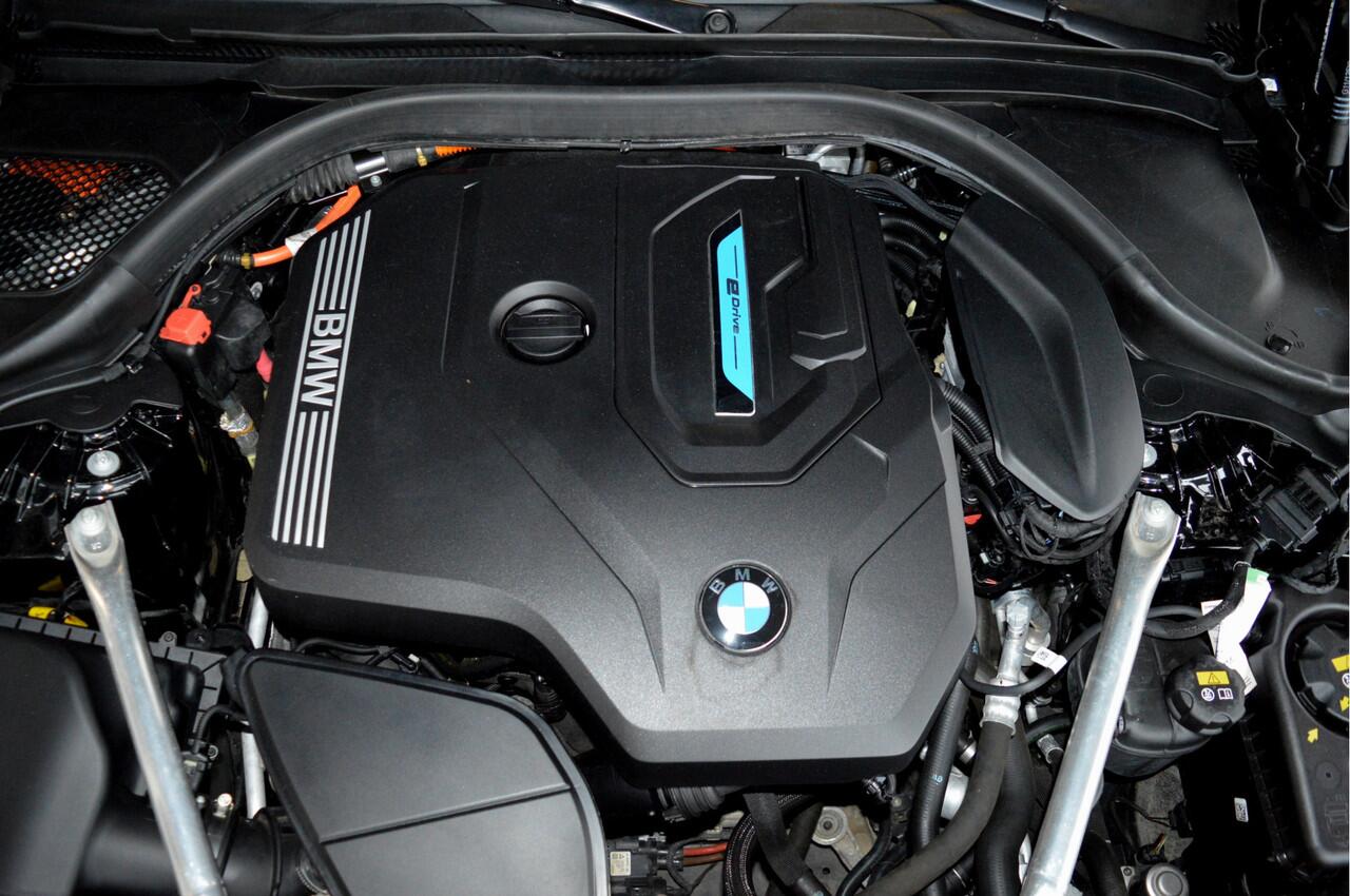 BMW 5-SERIE Touring 530e Hybride M-Sportedition | Comf.St | Vol !