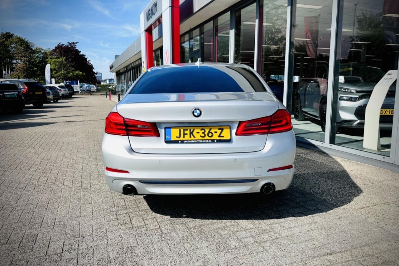 BMW 5-SERIE 520i High Executive Sport Line | CLIMA | STOELVERWARMING