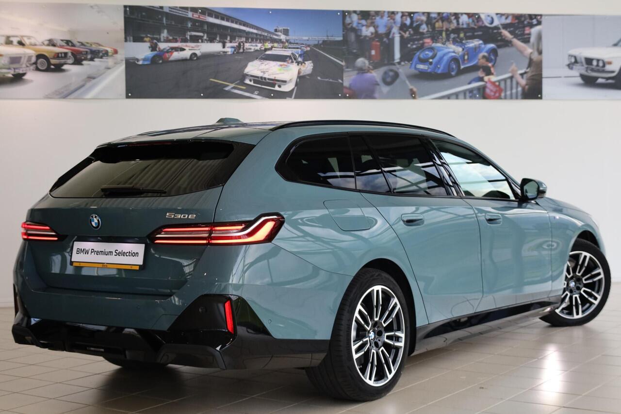 BMW 5-SERIE Touring 530e | M Sport | Panorama Dak | Driving Assistant Plus | Trekhaak