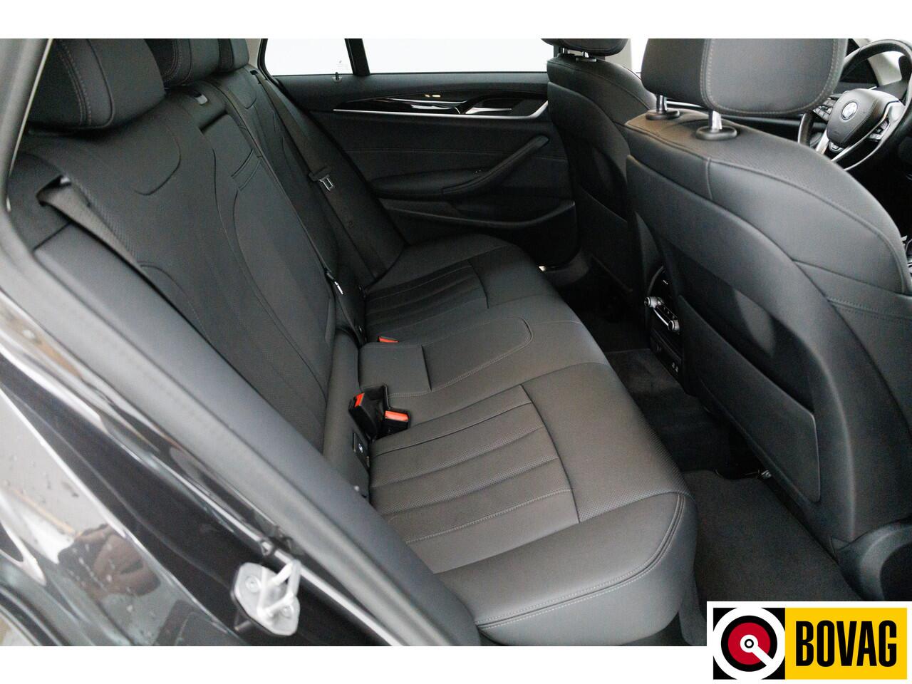 BMW 5-SERIE Touring 530e xDrive M-Sport 293 PK | Laser Led | Leder | Camera | All season | Head-up | Elec. klep PDC V+A, Driving assistant, Adaptive Cruise, Displaysleutel