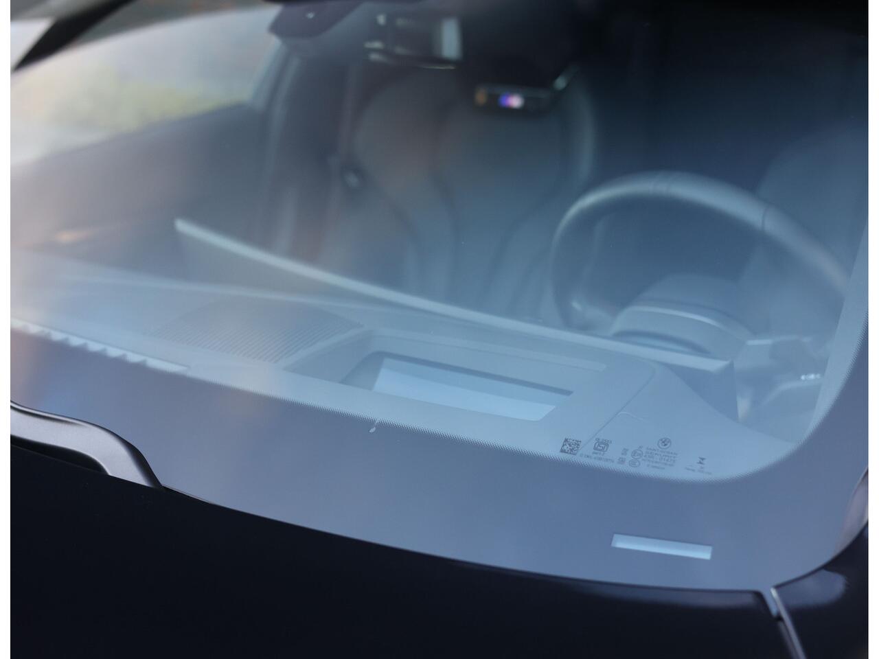 BMW 5-SERIE Touring 550e xDrive | M Sport Pro - Trekhaak - M Adaptive