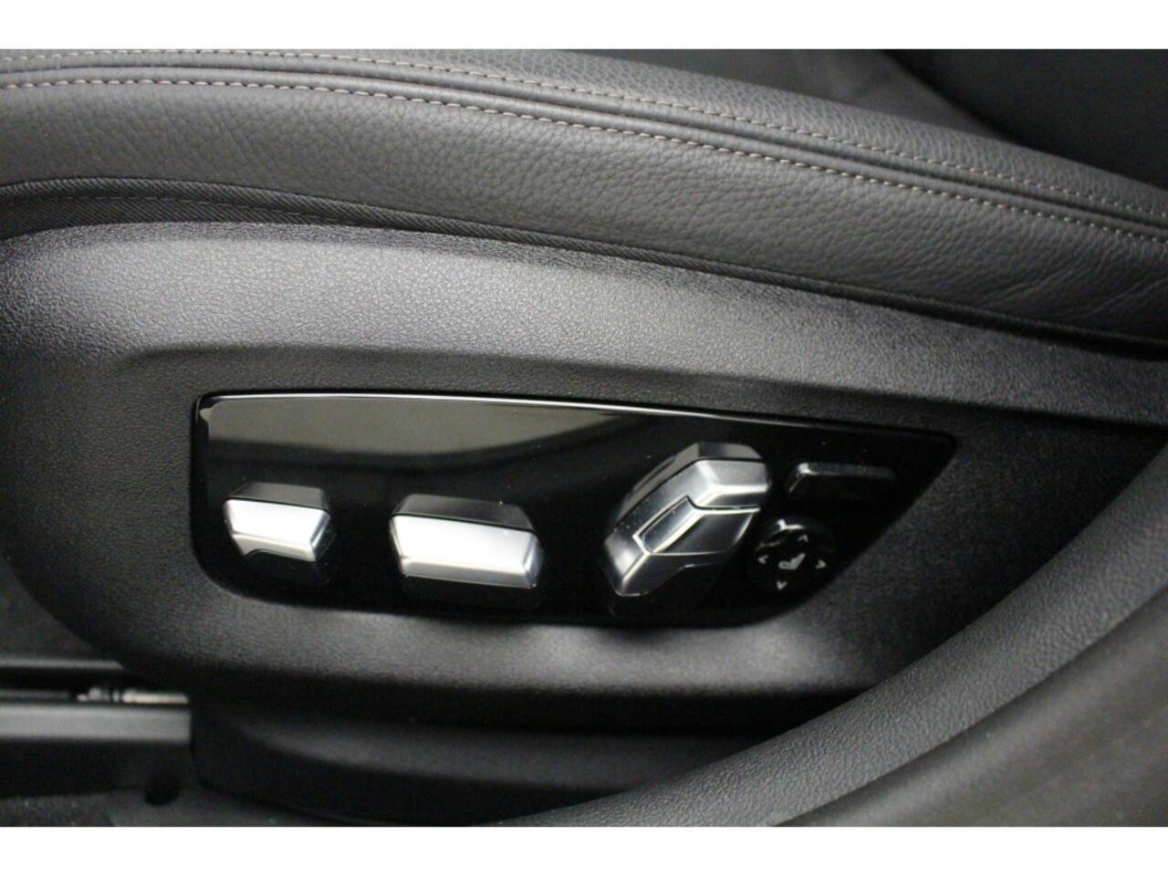 BMW 5-SERIE 530e M-Sport | Trekhaak | Harman Kardon | Driving Assistant Professional | High Executive | Comfortzetels