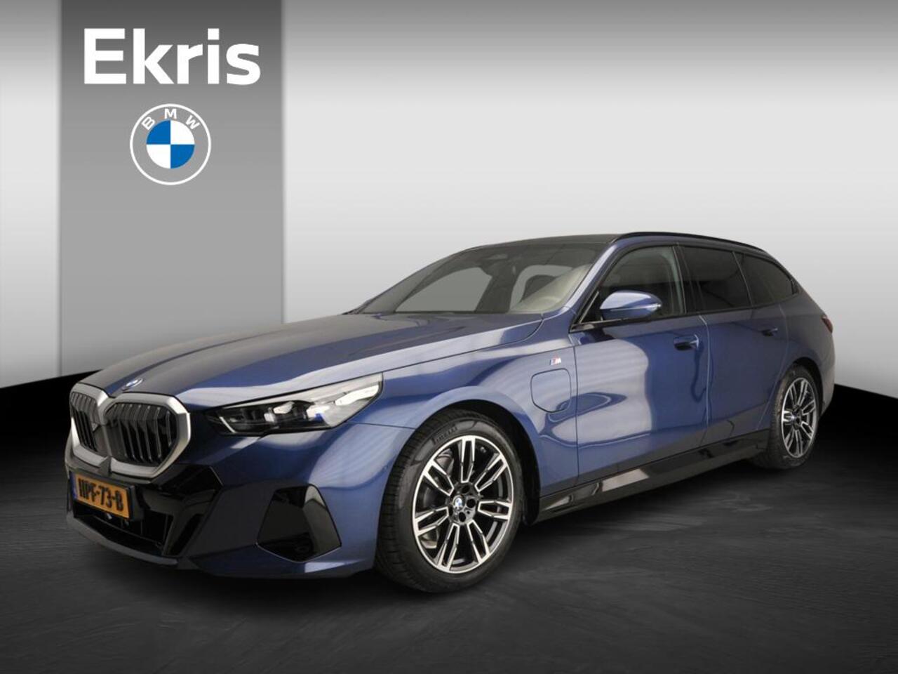 BMW 5-SERIE Touring 530e | M-Sportpakket | LED | Navigatie | Active cruise | Trekhaak | Schuifdak | DAB | HArman-kardon sound | Alu 19 inch