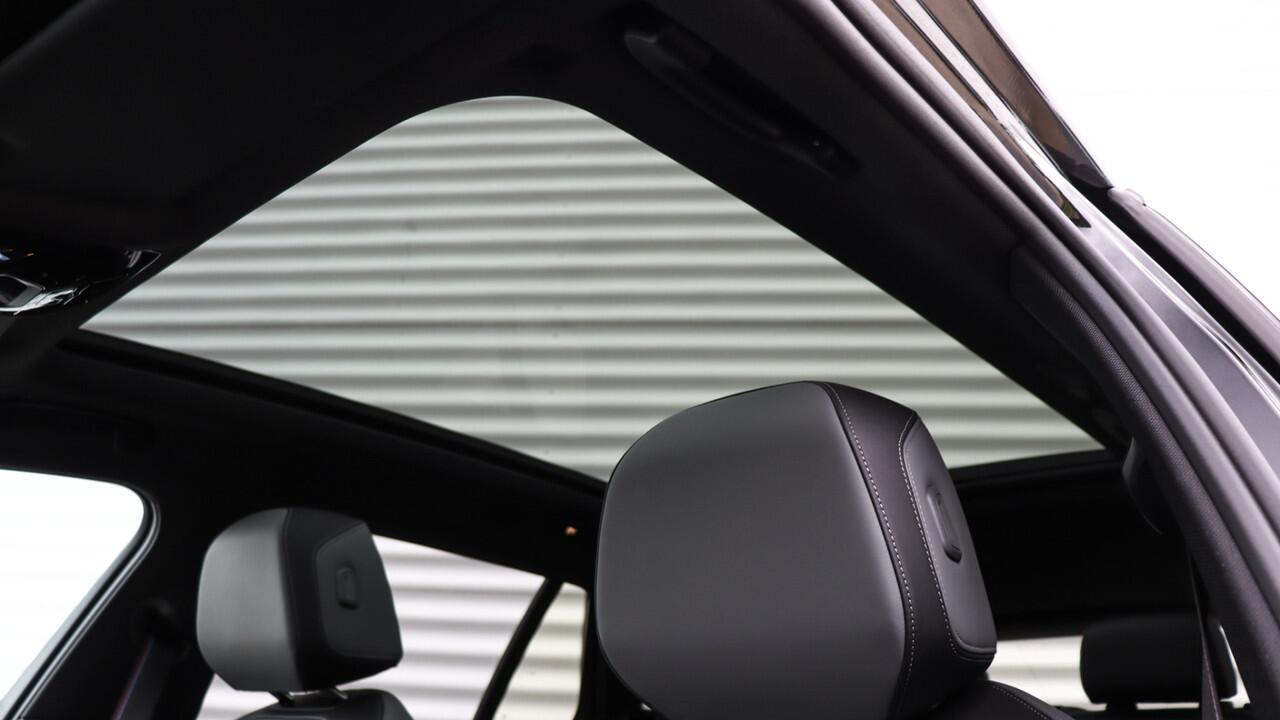 BMW 5-SERIE Touring 530e xDrive M-Sport Pro | Stoelventilatie | Harman/Kardon | Panoramadak | Head-up | Trekhaak