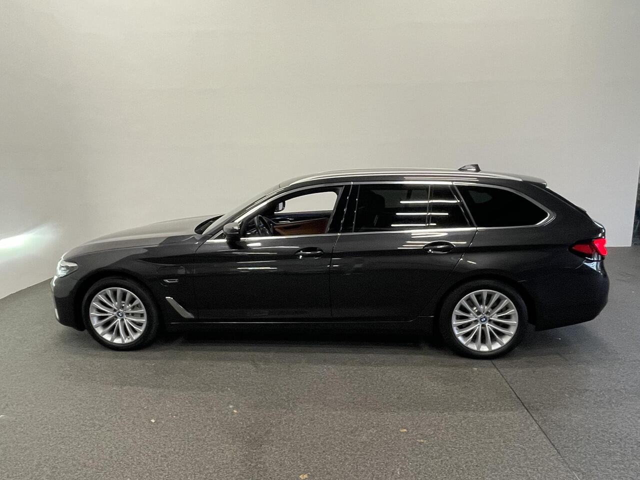 BMW 5-SERIE Touring 530e Business Edition Plus 292 PK Aut. Leder Navi Carplay Cruise Control Full LED PDC VA + Camera