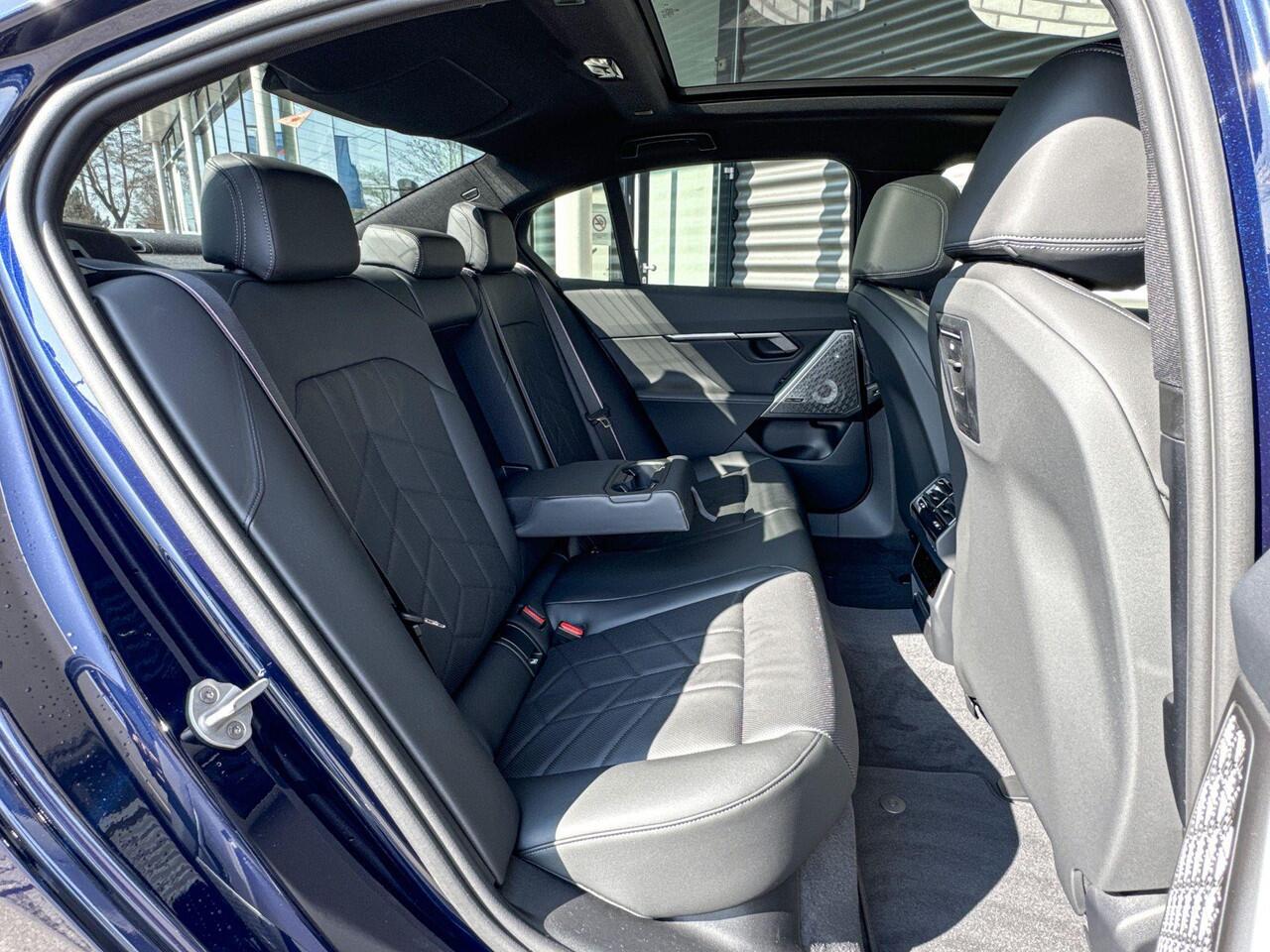 BMW 5-SERIE Sedan 550e xDrive M Sportpakket Pro / Innovation Pack / Travel Pack / Comfort Pack