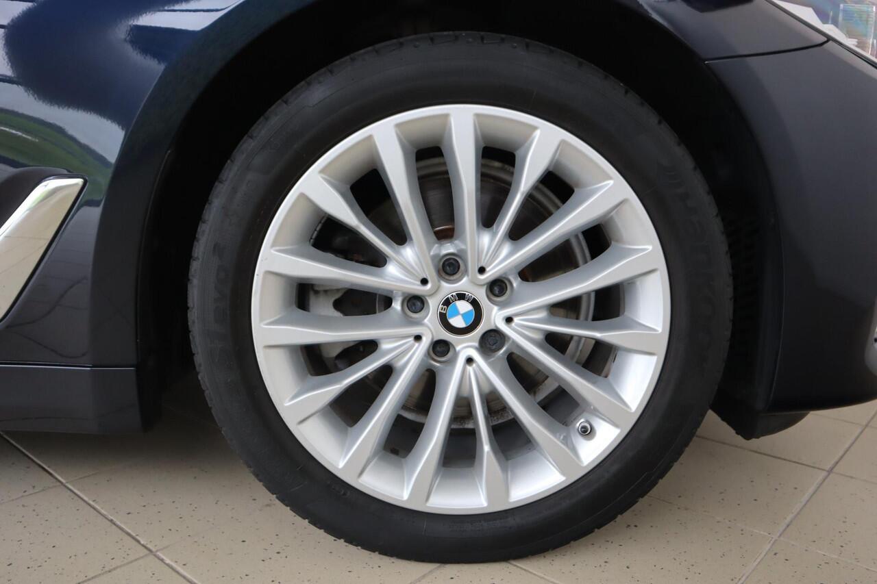 BMW 5-SERIE Sedan 520i | High Executive | Luxury-Line | Comfortstoelen | Stoelventilatie