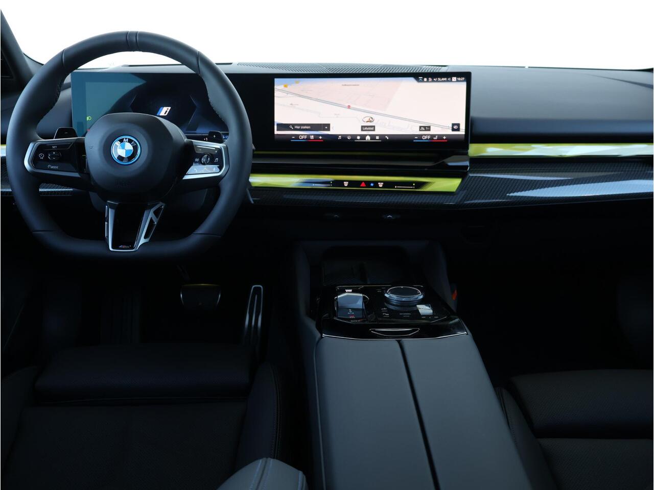 BMW 5-SERIE 530e M Sport Edition M Sportpakket Pro/ Comfort Access/ Elektrische Trekhaak/ panoramadak/ Driving Assistant Professional/ Bowers & Wilkins/ Stuurwiel Verwarming