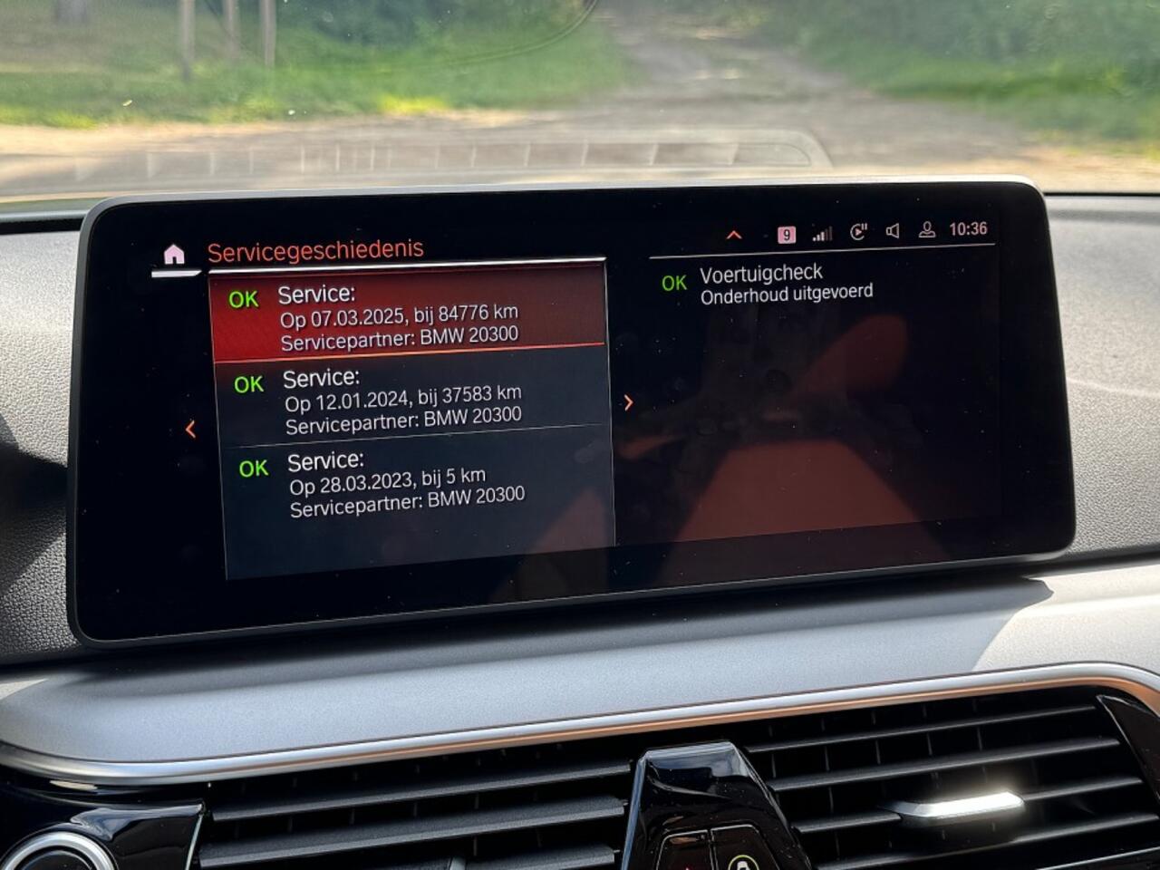 BMW 5-SERIE 520 i Touring autom 184pk Bns Edition Plus ecc,navigatie,led,leer,sportstoel,lmv,pdc