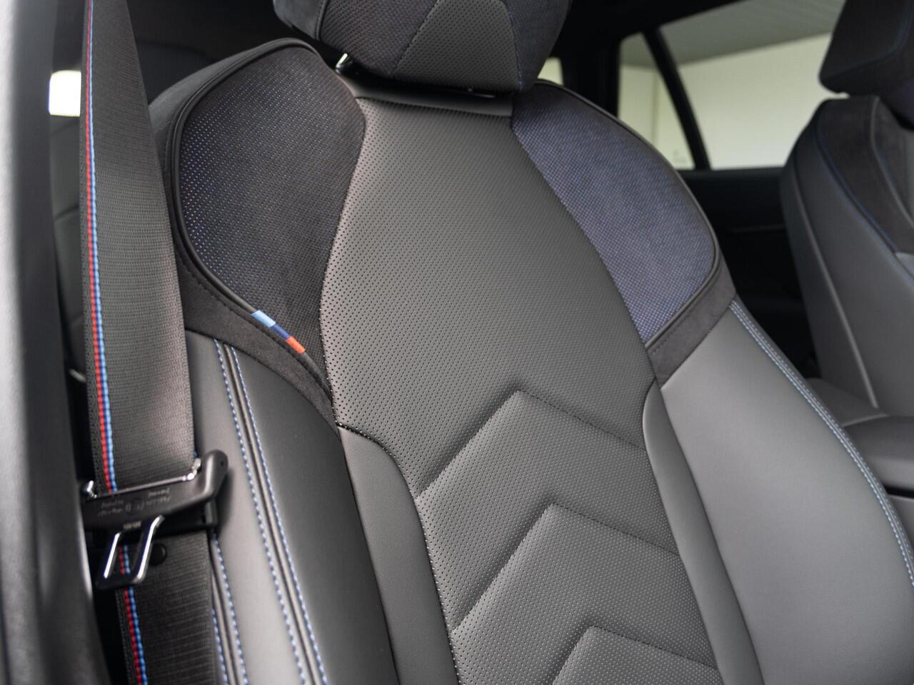 BMW 5-SERIE Touring 520i | M Sport Package | M Sport Package Pro | Travel Package | Showroom Selection