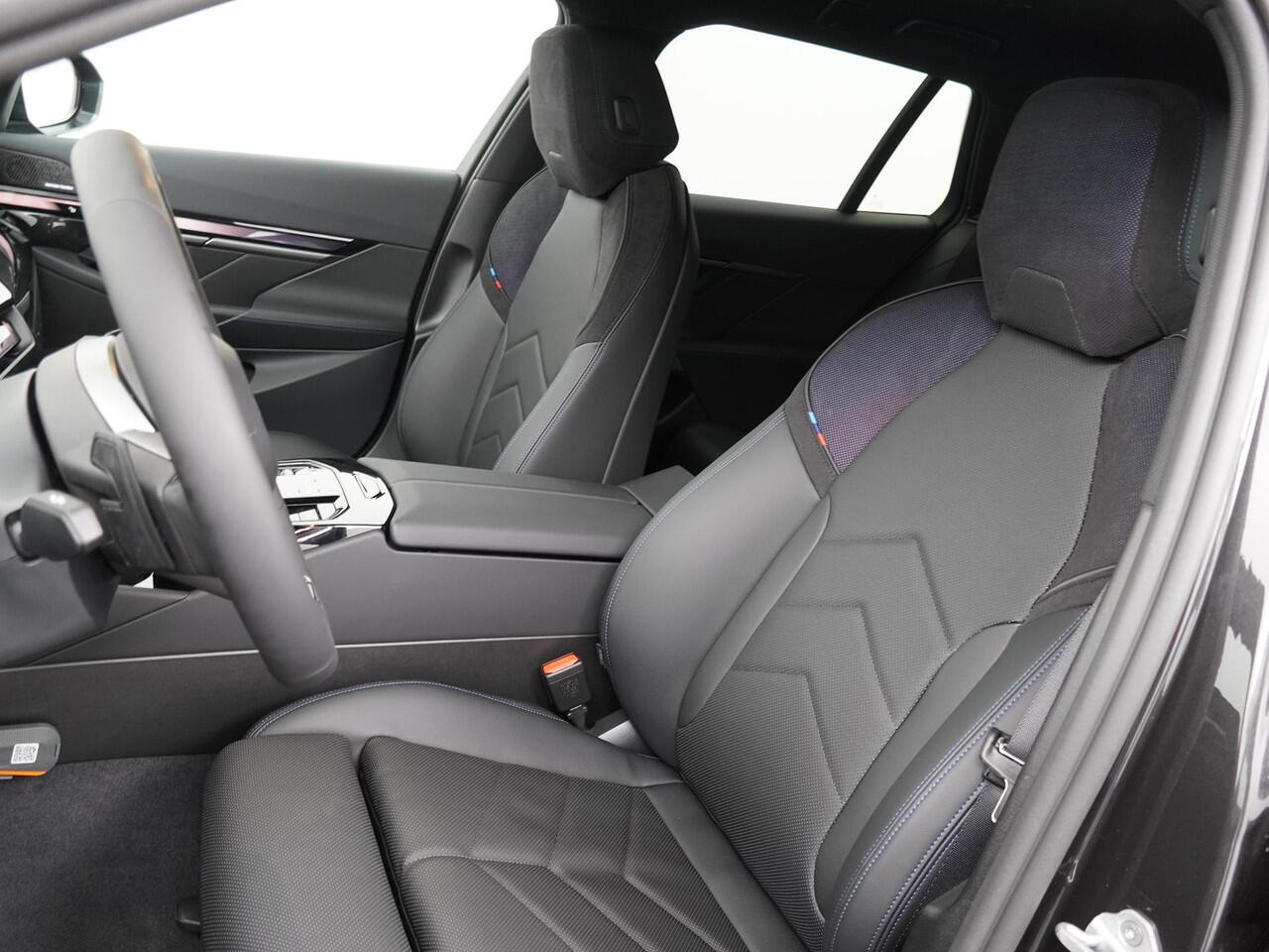 BMW 5-SERIE Touring 530e | M Sportpakket | Trekhaak |