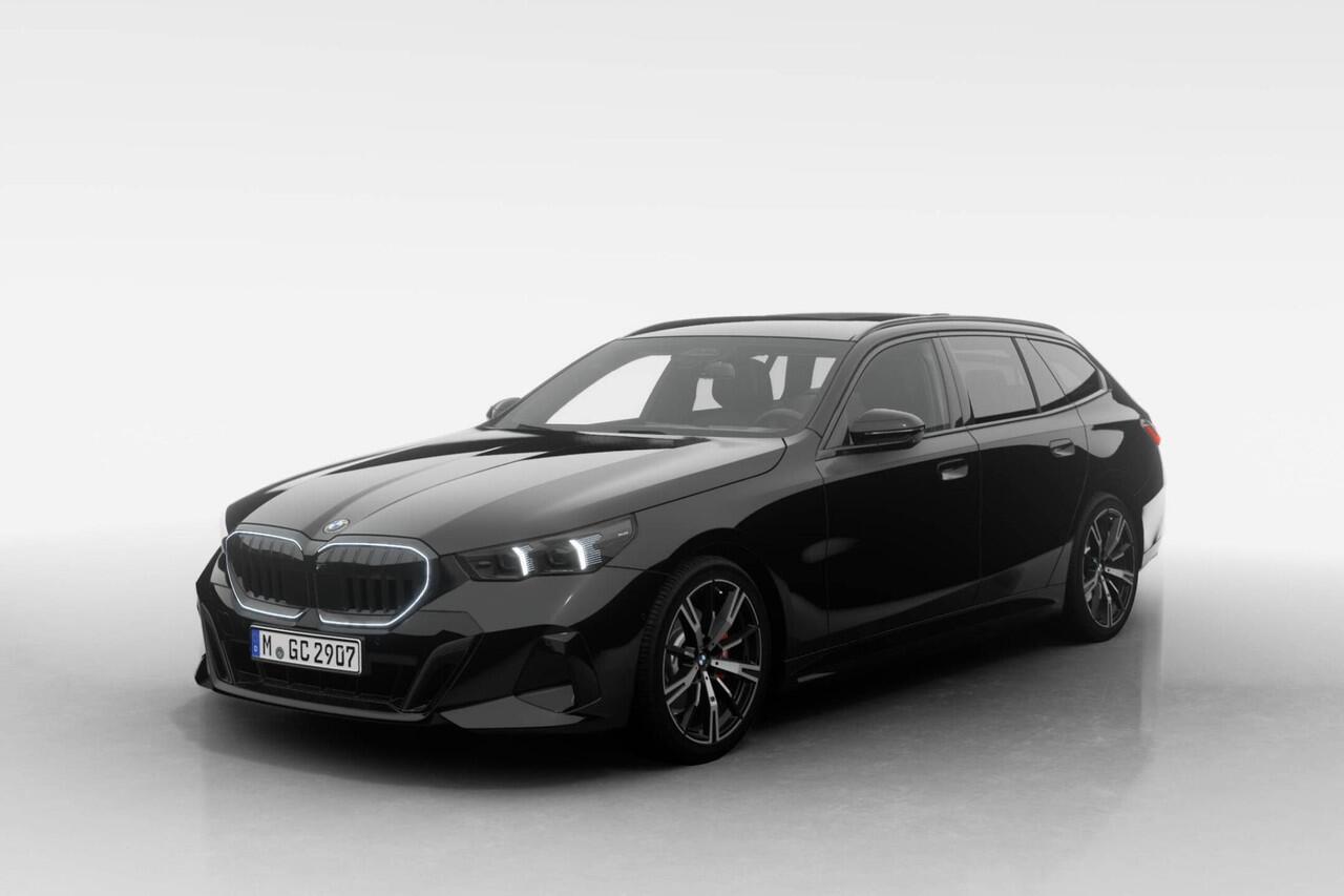 BMW 5-SERIE Touring 520i | M Sport Pro | Innovation Pack | Travel Pack | Comfort Pack | Trekhaak