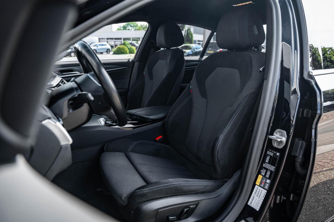 BMW 5-SERIE 545e xDrive High Executive |Sfeer |Alcantara |ACC |Stoel/Stuurverw.