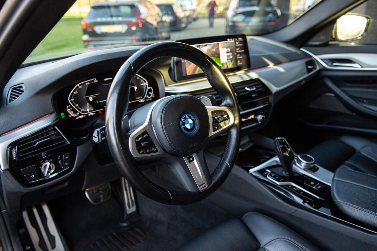 BMW 5-SERIE 530e Business Edition M-sport , Panoramadak, Harman/Kardon, Keyless entry,