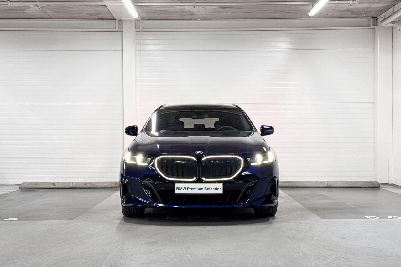 BMW 5-SERIE Touring 550e xDrive