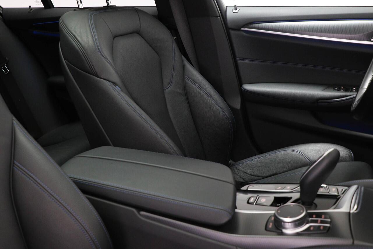 BMW 5-SERIE Touring 530e M-Sport Business Edition Plus | PANORAMADAK | COMFORT ACCES / SAFETY / PARKING- PACK | HEAD UP