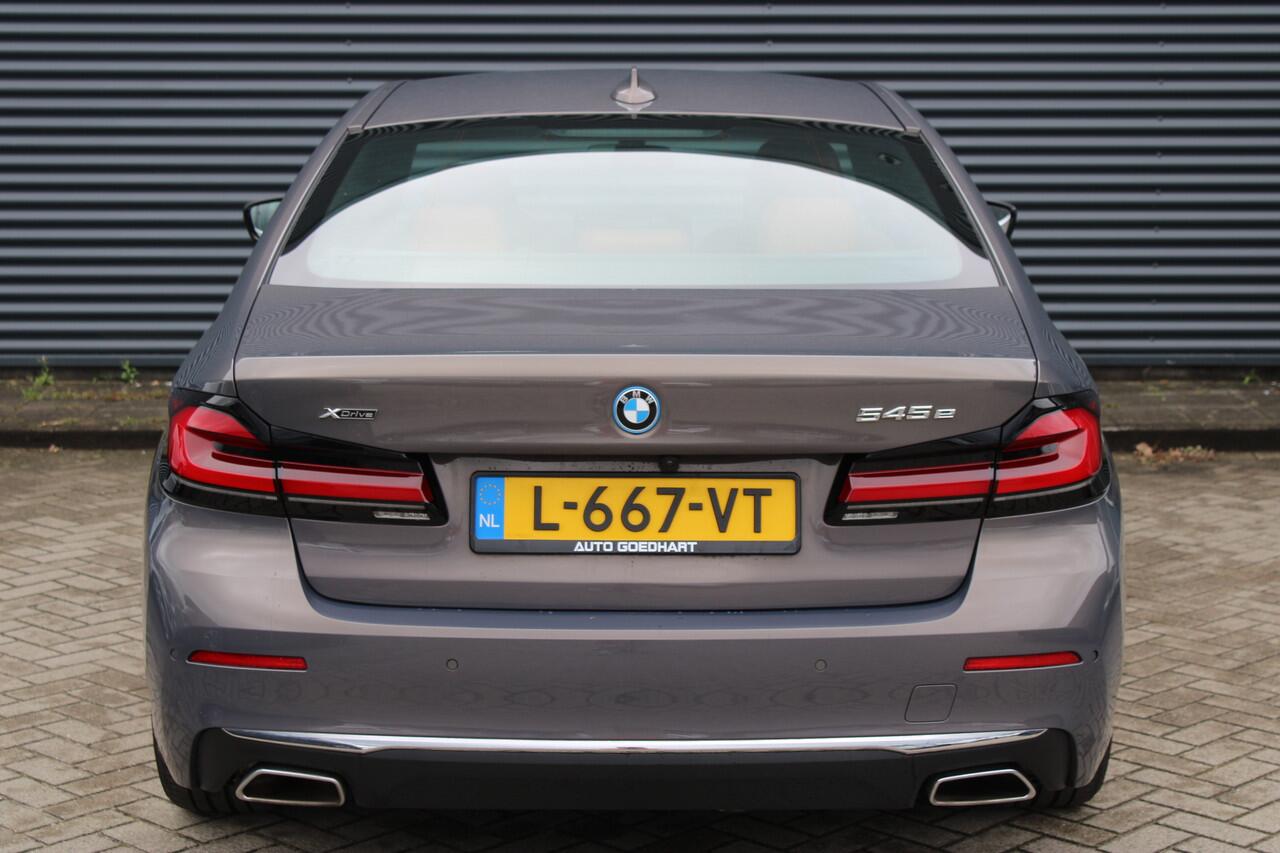 BMW 5-SERIE 545e xDrive Lurxury Adaptive-Cruise Laser Comfortzetels-Leder Head-Up Harman-Kardon Elektr.-Trekaak