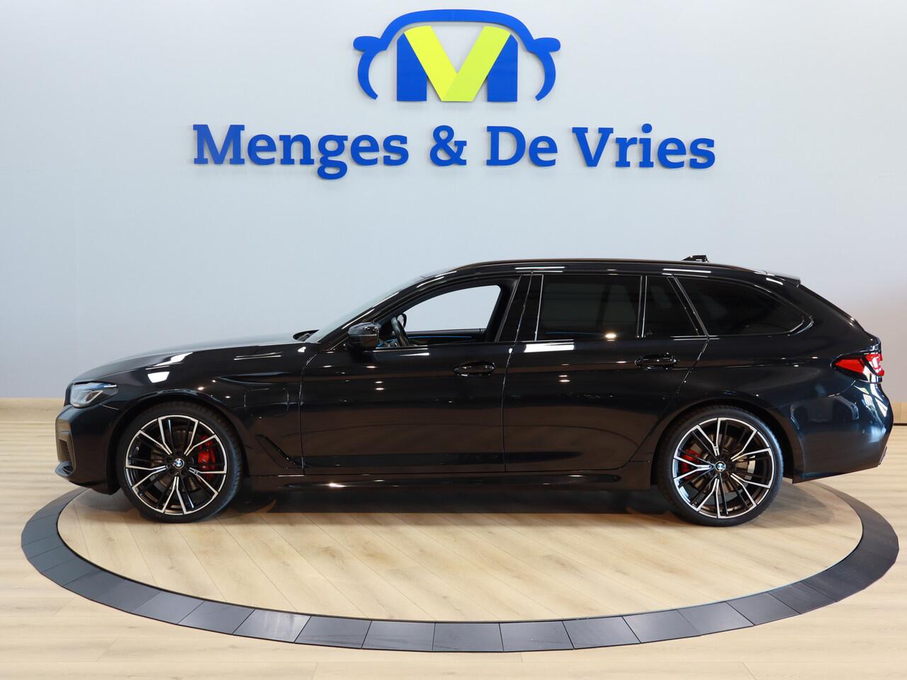 BMW 5-SERIE Touring 530e Business Edition Plus M Sport | Airco ECC | Laser | Memory | Virtual | Camera | Sfeer | Apple Carplay | Isofix | NAP