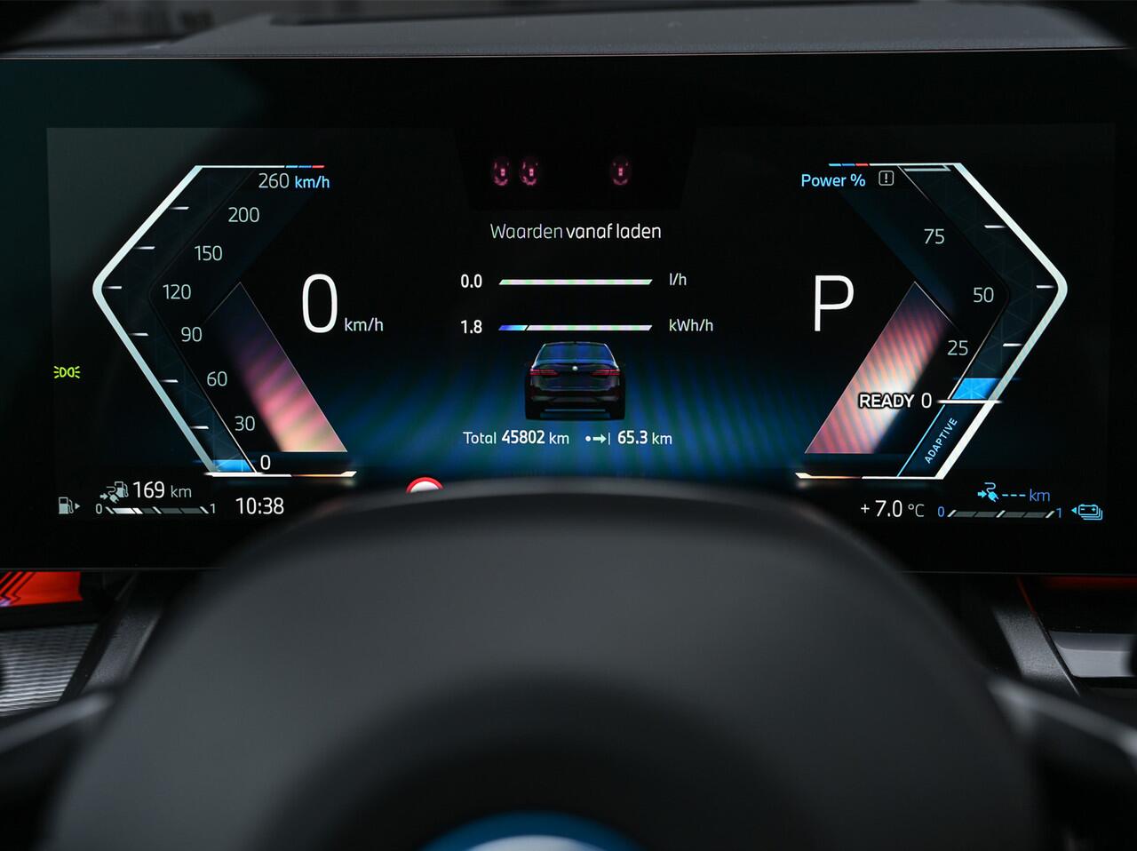 BMW 5-SERIE 550e xDrive M Sport pro · Adaptive Suspension · Iconic Glow · M Sport Brake · Shadowline Lights · Panorama dak · Comfort Seats · 4 Zone Climate · Ambiance Light · Adaptive Led · B&W Sound · Driving Assistant Professional