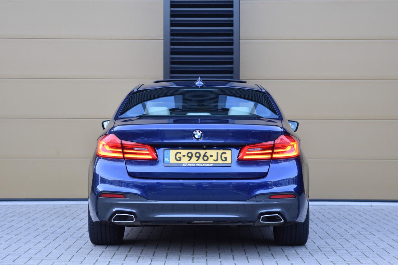 BMW 5-SERIE 520i High Executive * ComfortStoelen * Harman/Kardon * M-Sportpakket * Schuifdak * Trekhaak *