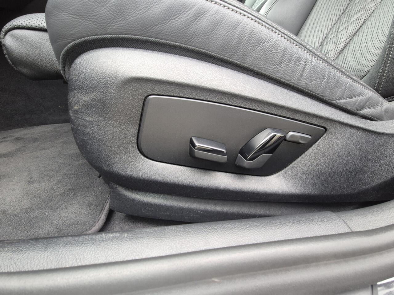 BMW 5-SERIE Touring 530e Business E plus Hybrid. Elektrische achterklep Nette auto.