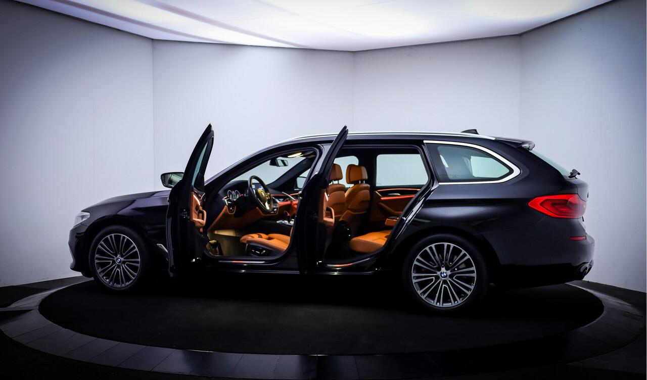 BMW 5-SERIE Touring 520iA High Executive Edition FULL LED | DIGIDASH | MEMORY | LEDER DAKOTA | NAVI | STOELVERW | ELEK KLEP | LMV 18''