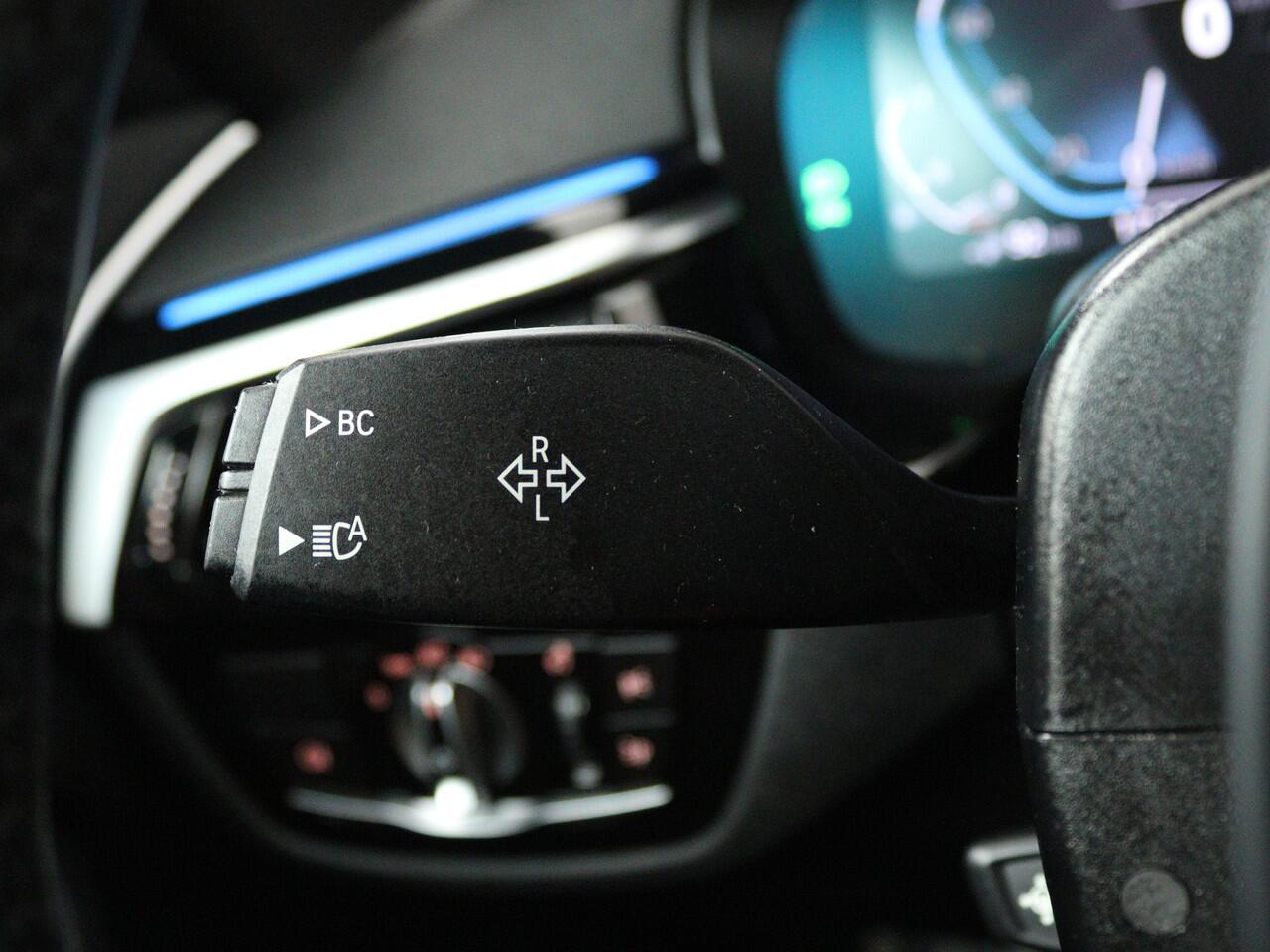 BMW 5-SERIE 530e Business Edition Plus | M Sport | Panoramadak | Head-up Display | Live Cockpit | Nederlandse Auto | NAP |