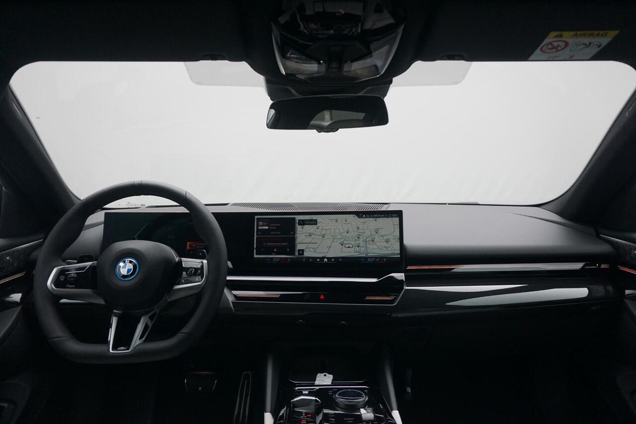 BMW 5-SERIE Touring 530e M Sport Edition | Ekris Selection
