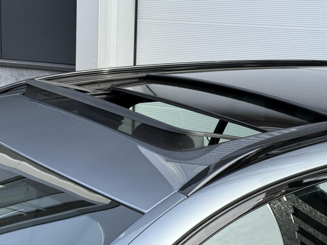 BMW 5-SERIE Touring 530d Luxury Line Plus | Bowers & Wilkins | Head UP | Panoramadak