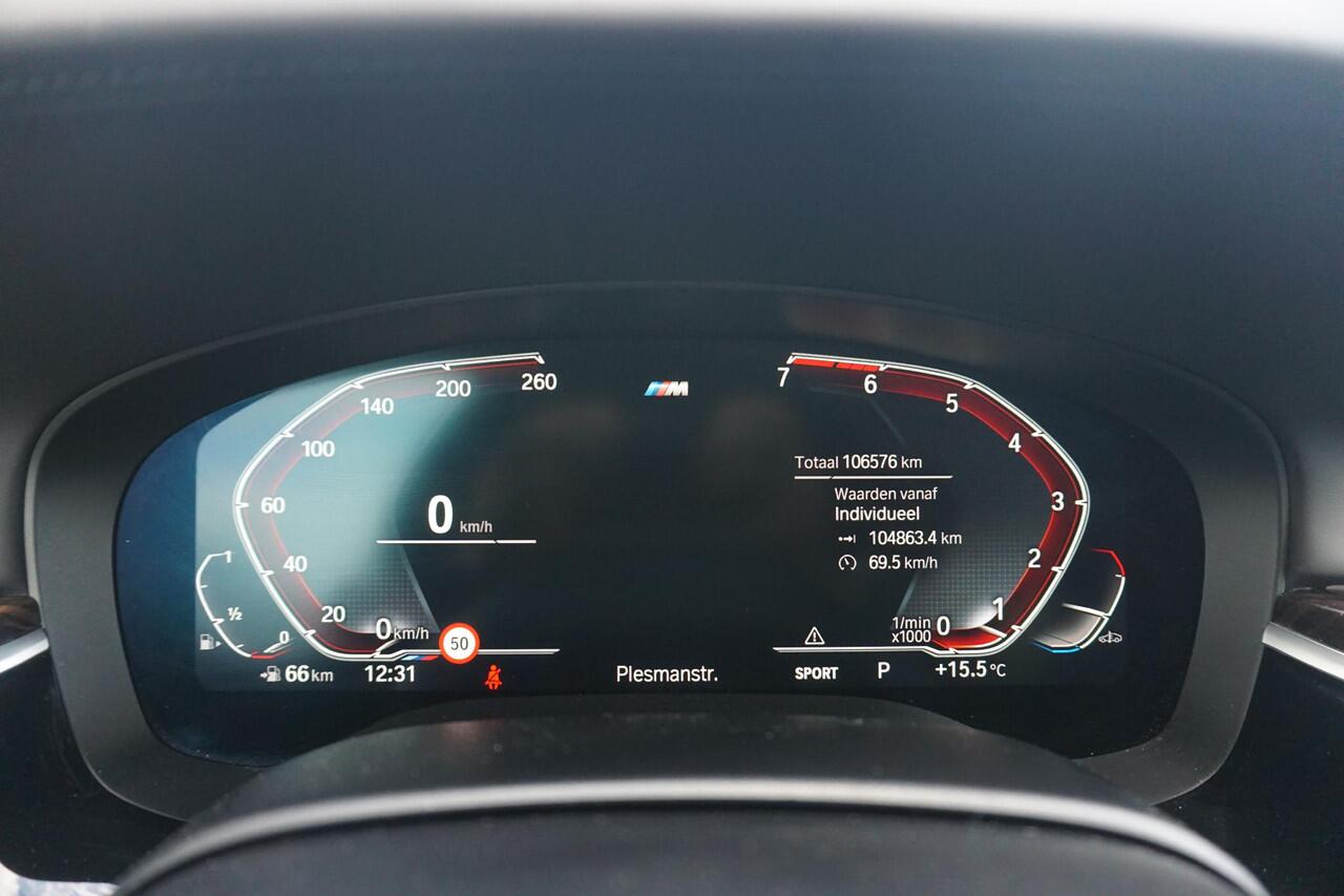 BMW 5-SERIE Touring 530i High Executive Edition | M Sport / Elektrisch panorama-dak / Comfortstoelen / Head-up / HIFI / Comfort Access / Dodehoek detectie