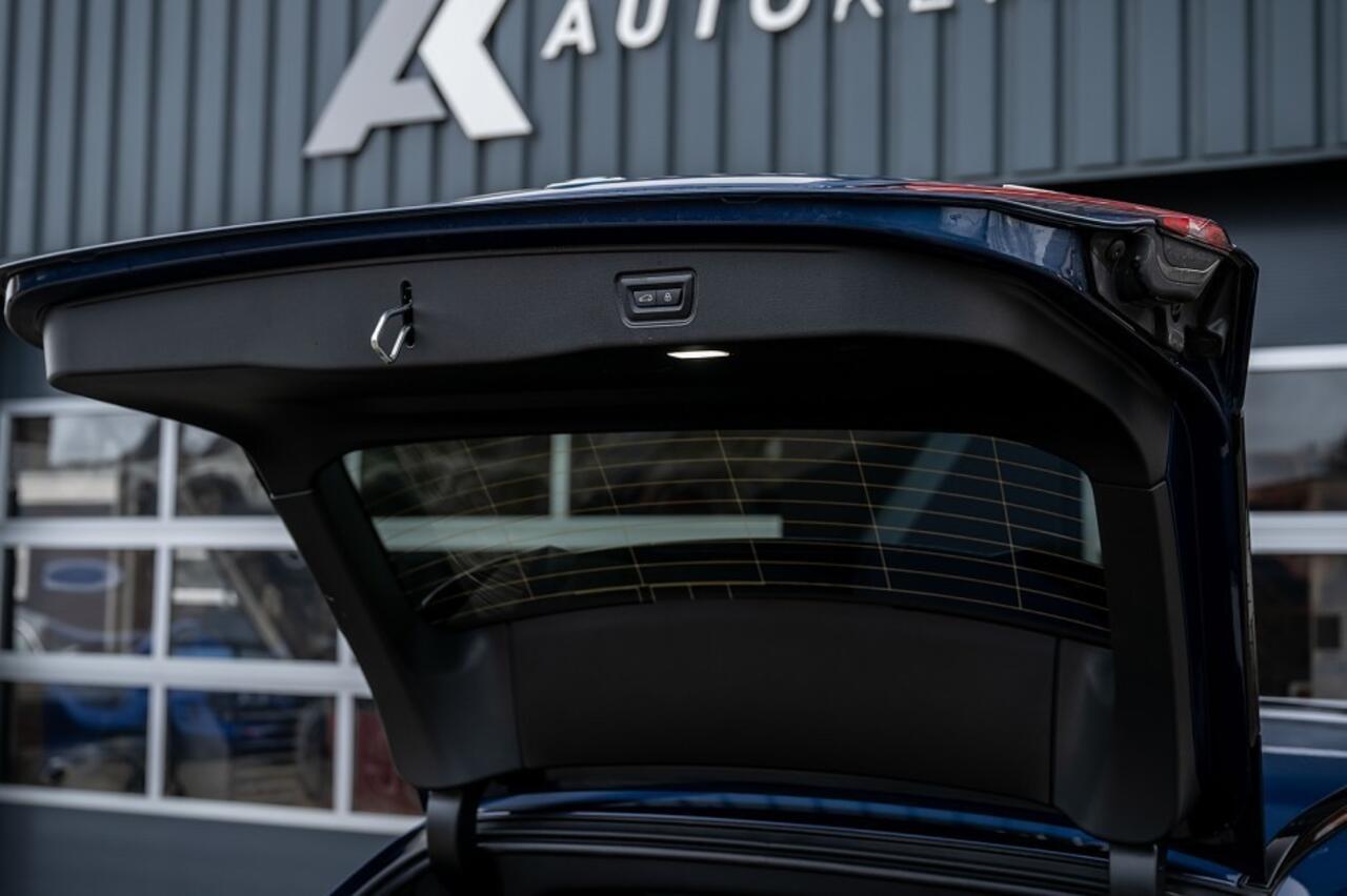 BMW 5-SERIE 530e xDrive M Sport Pro | Driving Ass. Prof. | Harman/Kardon | Keyless | Camera | Trekhaak | 20' Inch |