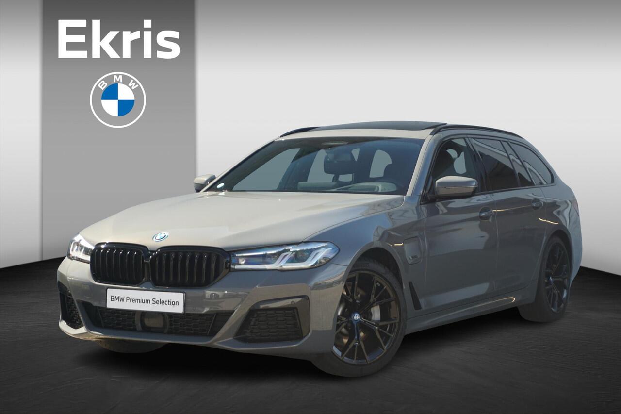 BMW 5-SERIE Touring 530e xDrive M Sportpakket / Panorama Dak / Hifi / Trekhaak / Head-Up Display