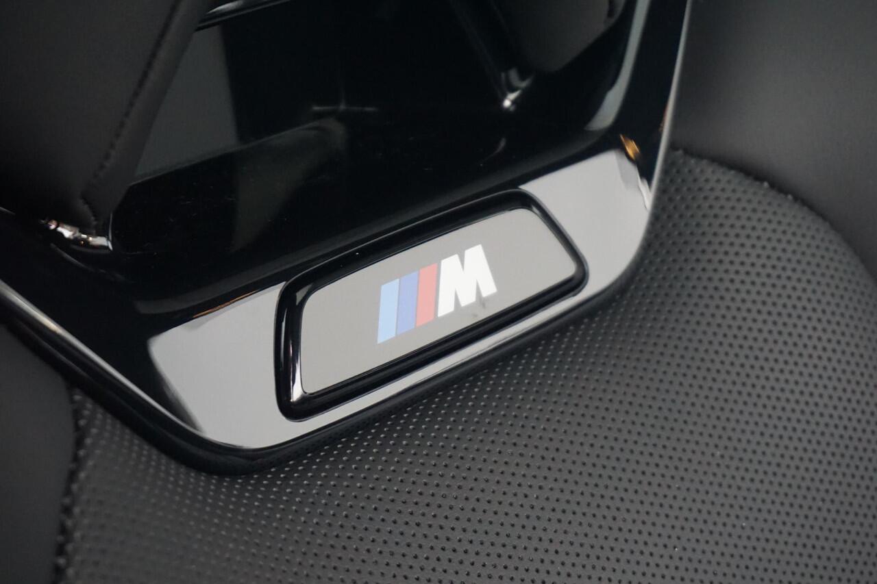 BMW 5-SERIE Touring 550e xDrive M Sport | Trekhaak / Bowers & Wilkins / Panoramadak / Head-up / 360*Camera's / Comfort Access