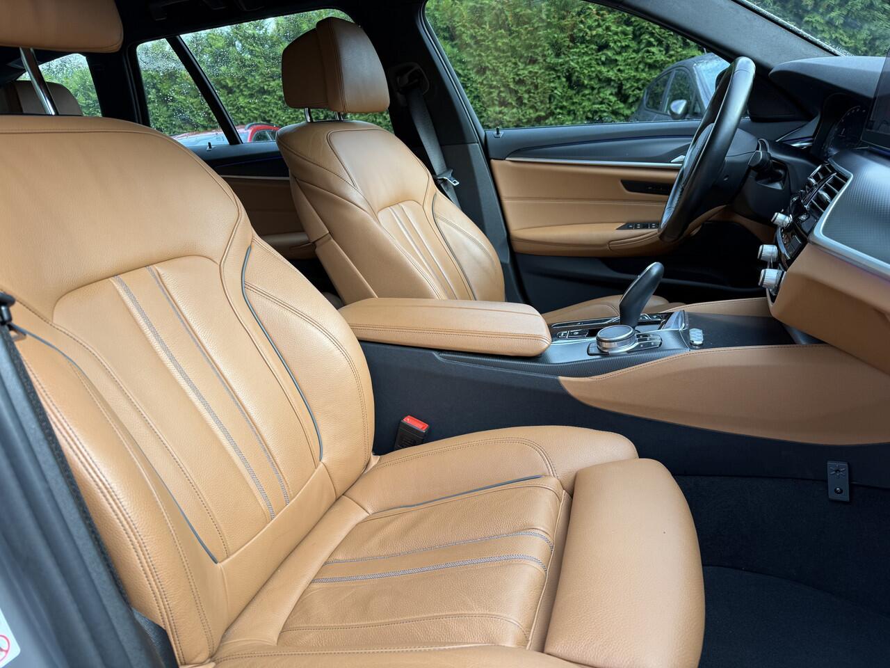 BMW 5-SERIE Touring 520i LCi Aut. M-Sport, Trekhaak | Sport-leder | Navi+