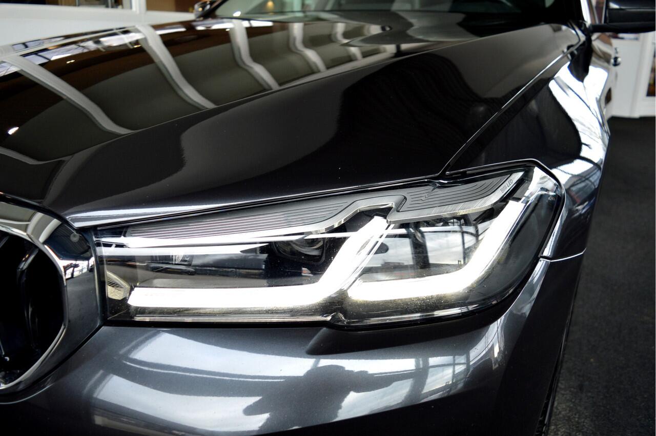 BMW 5-SERIE Touring 530e Hybride Sport Line | Vol !