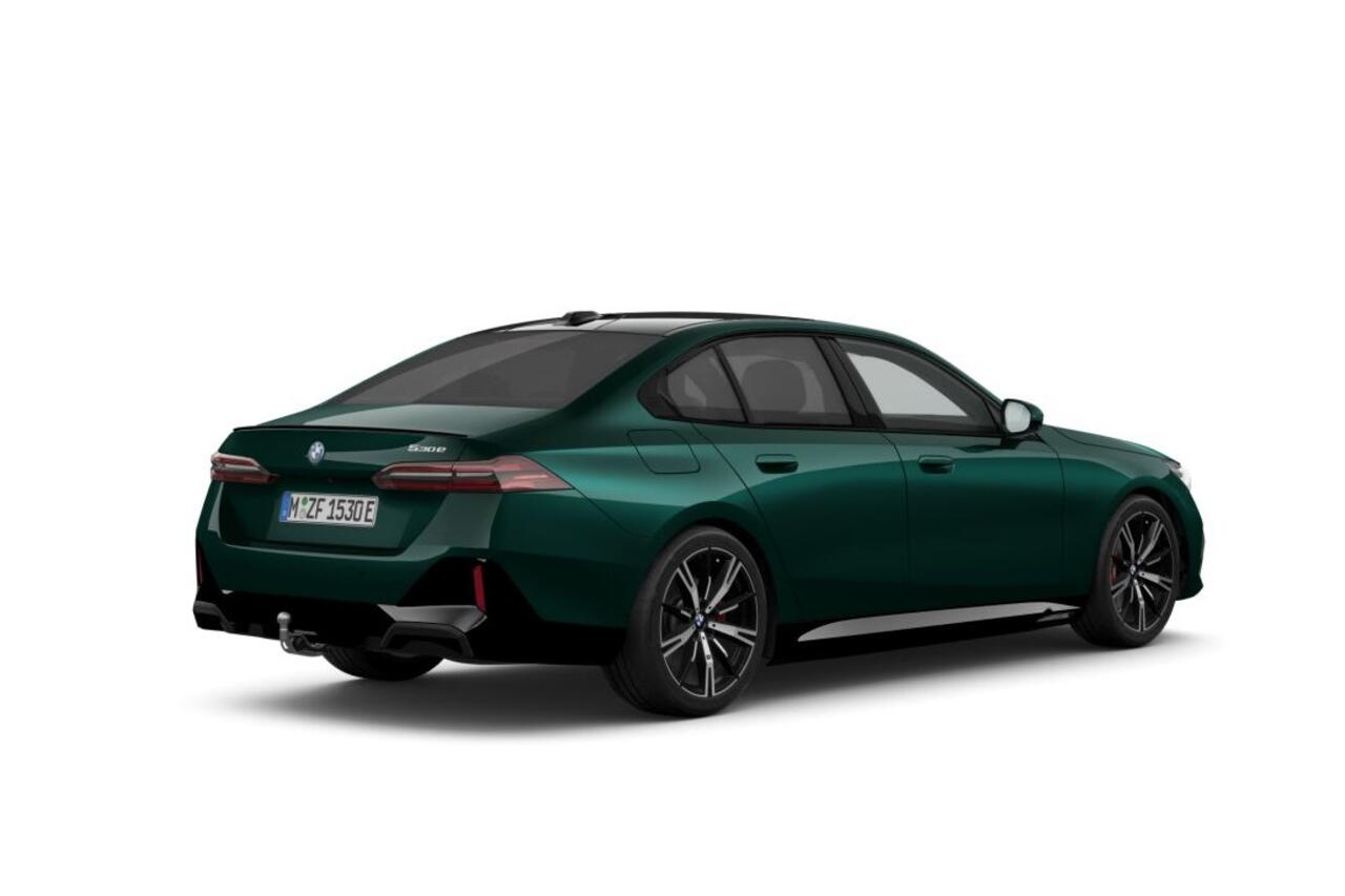 BMW 5-SERIE Sedan 530e M Sport Edition | M Sportpakket Pro | Innovation Pack | Travel Pack | Comfort Pack | Trekhaak